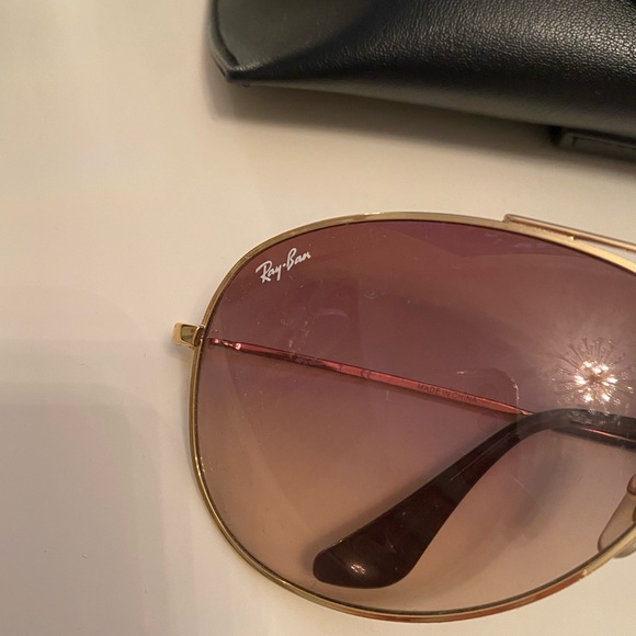 Ray-Ban curved aviators w/ case - Picture 3 of 5